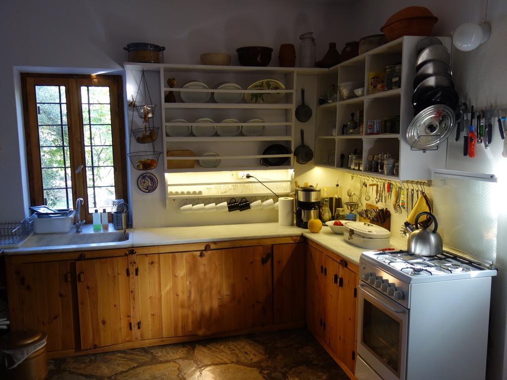 פוטיסטיקה Traditional Stonehouse מראה חיצוני תמונה