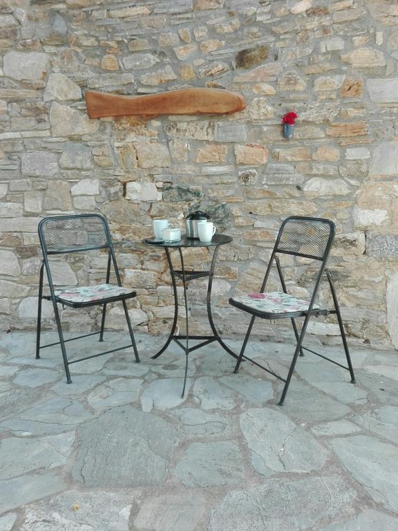 פוטיסטיקה Traditional Stonehouse מראה חיצוני תמונה