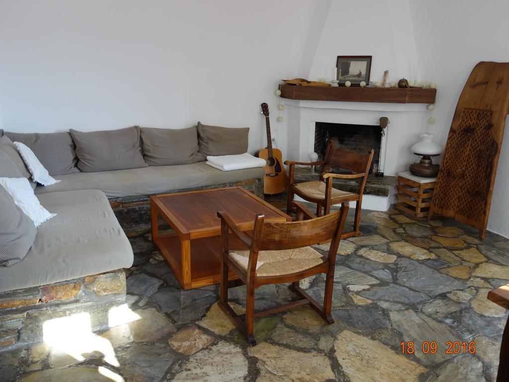 פוטיסטיקה Traditional Stonehouse מראה חיצוני תמונה