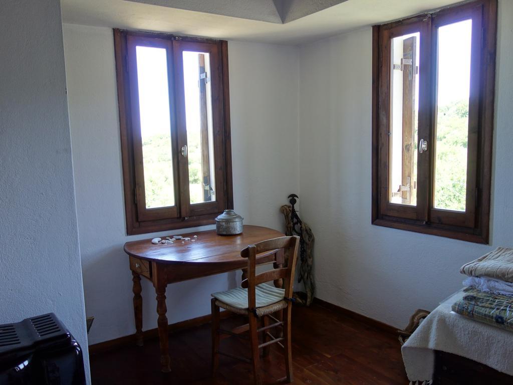 פוטיסטיקה Traditional Stonehouse מראה חיצוני תמונה